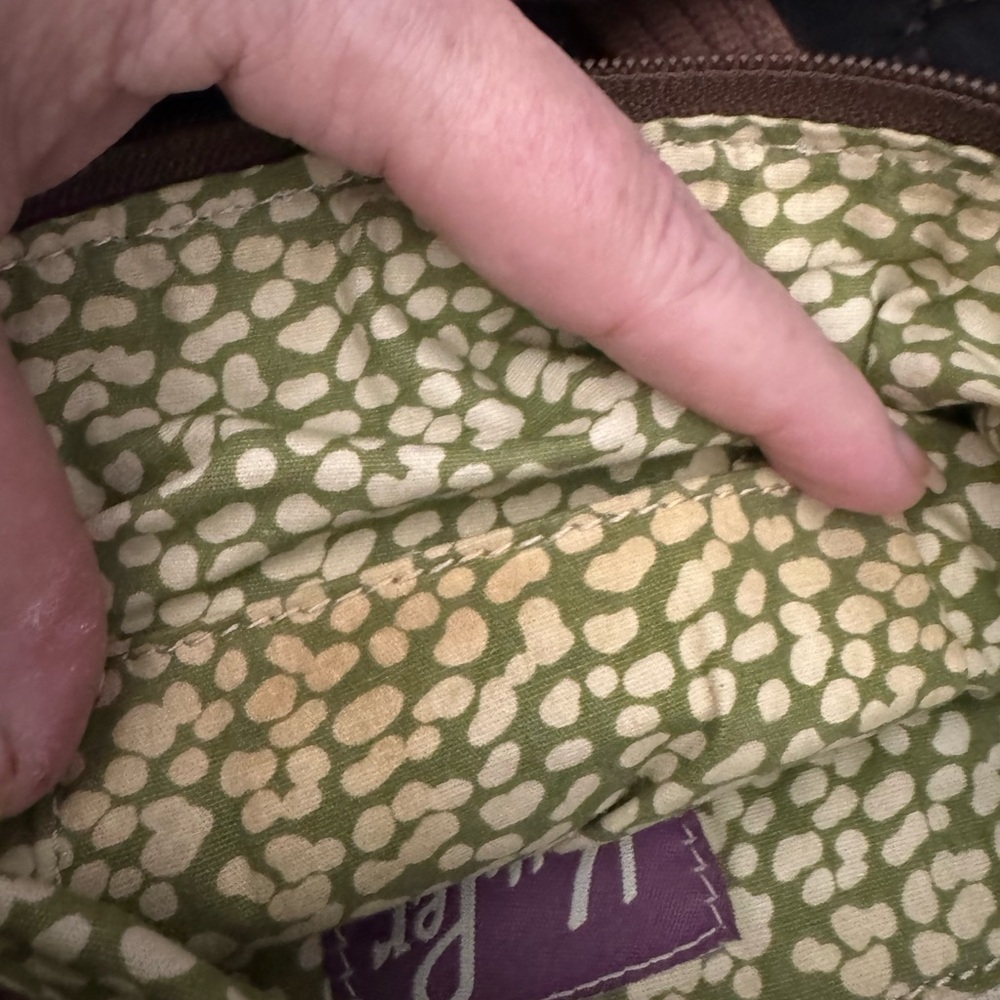 Fossil Black Quilted crossbody purse. - Picture 3 of 4